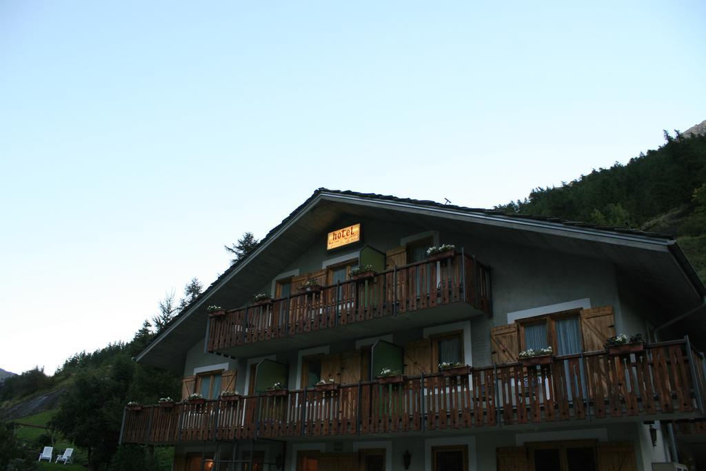 Maison Des Myrtilles Otel Valgrisenche Dış mekan fotoğraf