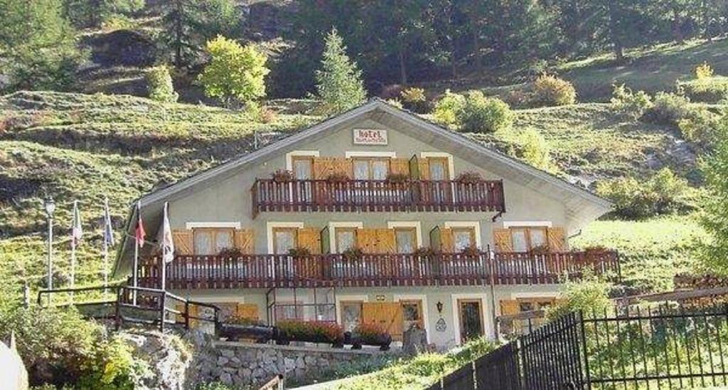Maison Des Myrtilles Otel Valgrisenche Dış mekan fotoğraf