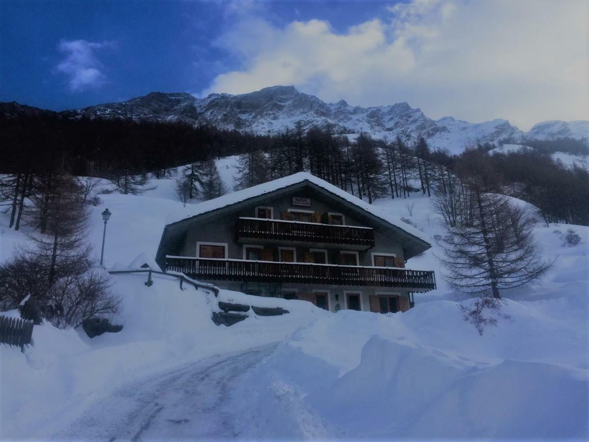 Maison Des Myrtilles Otel Valgrisenche Dış mekan fotoğraf